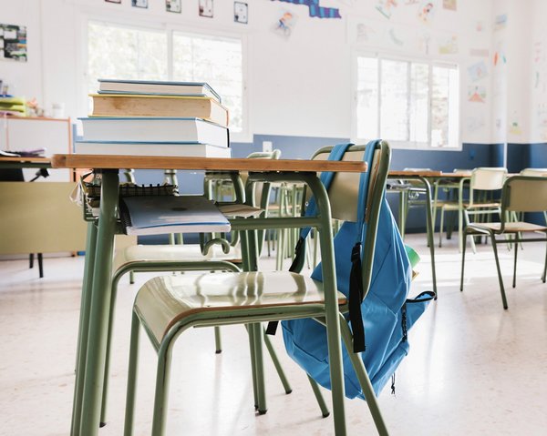 Vue d'une salle de classe d'école prilmaire