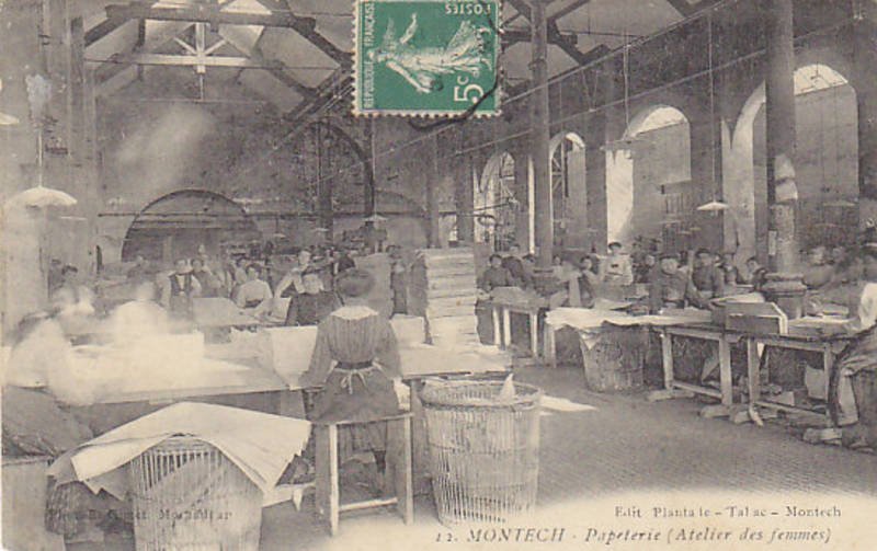Ouvriers à l'intérieur de la papeterie début du 20eme siecle