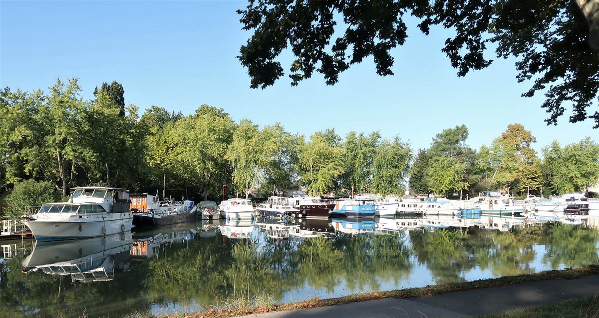 Vue du port de Montech